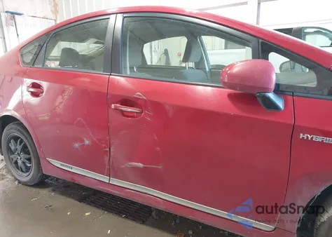 2013 Toyota Prius Two z USA, uszkodzony, nr VIN JTDKN3DU5D0352151